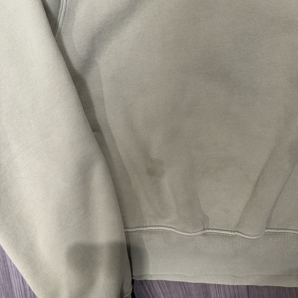 TNA green crew neck - Picture 2 of 2